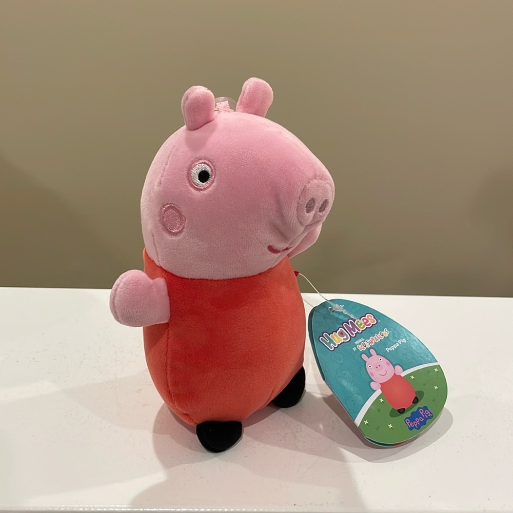 NWT 6” Peppa Pig Mini Hugmees Squishmallow
